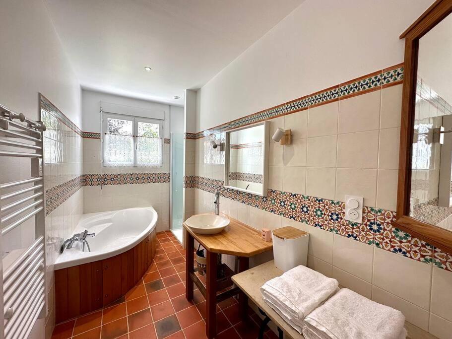 Maison Avec Piscine Caro  Bagian luar foto