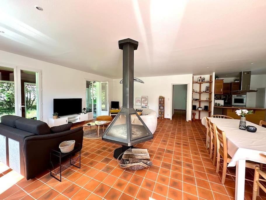 Maison Avec Piscine Caro  Bagian luar foto