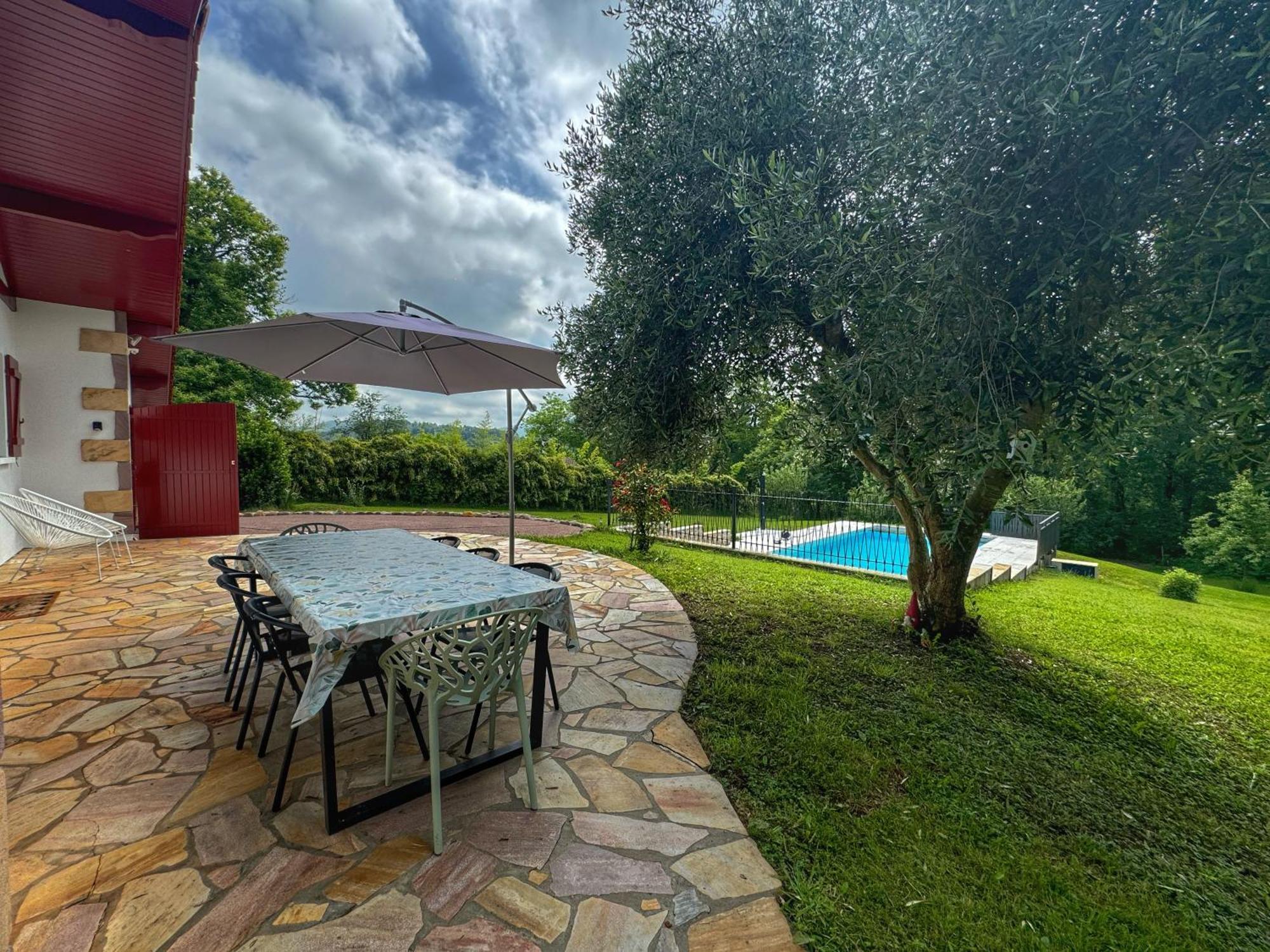 Maison Avec Piscine Caro  Bagian luar foto